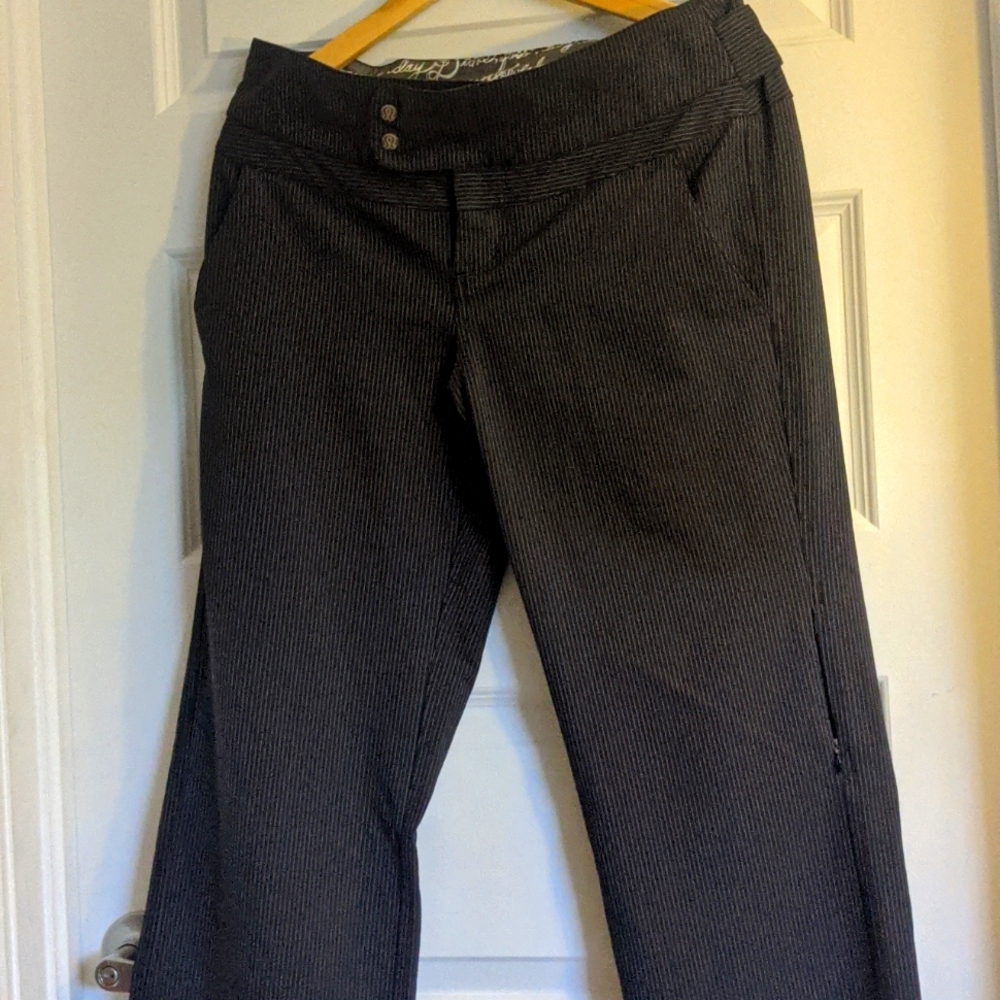 Rare Lululemon trousers